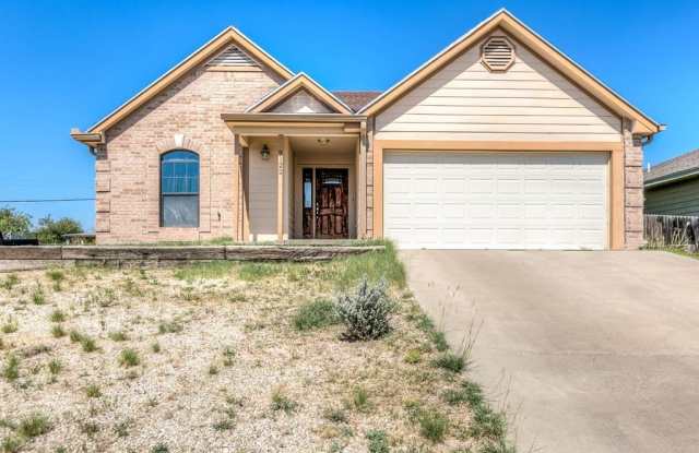 2122 Woodlawn Dr photos photos