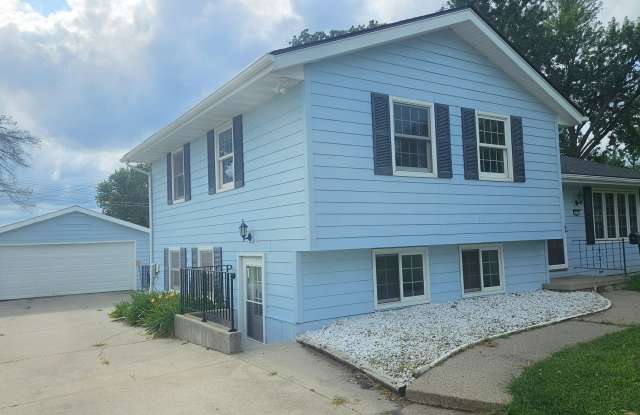 Charming 3-Bedroom Home in Prime Ankeny Location with Spacious Backyard  Modern Upgrades photos photos