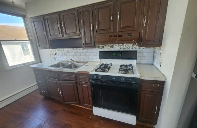 589 Mercer Ave - 589 Mercer Avenue, Kingston, PA 18704 589 Mercer Ave - 589 Mercer Avenue, Kingston, PA 18704