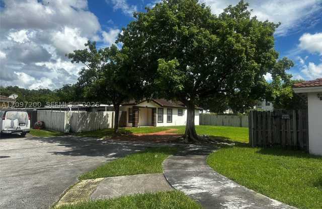 13803 SW 256th Ter Gallery 4