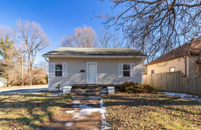 Cozy Home located in Greensboro photos photos