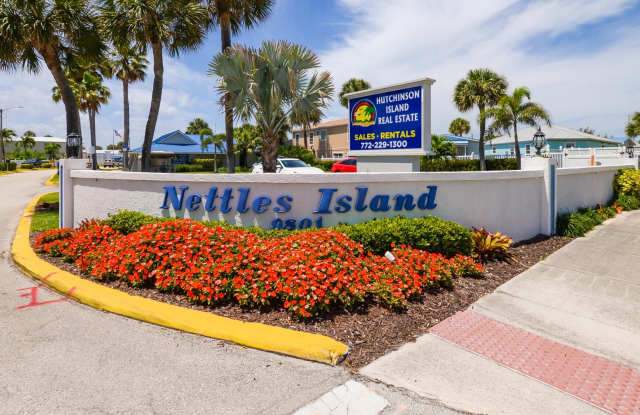 122 Nettles Boulevard photos photos