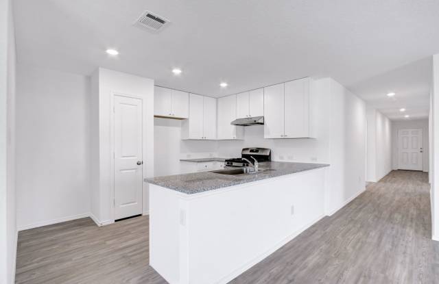 Modern 4-Bedroom Home with Prime Location and Efficient Features photos photos
