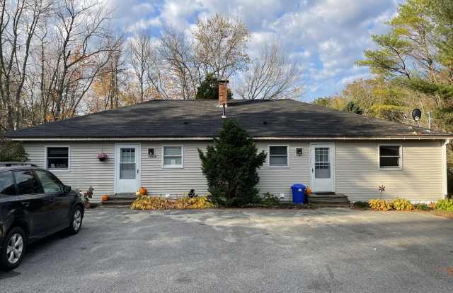 1096 Middle Road photos photos