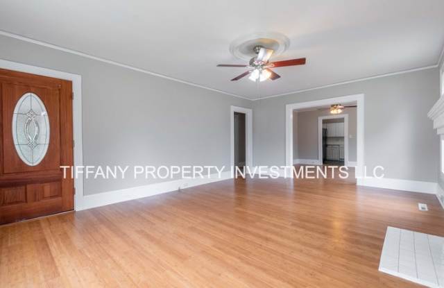 607 Bethpage Road Gallery 4