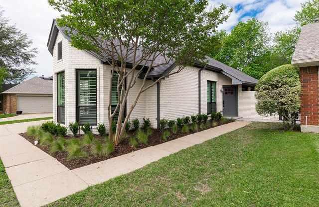 1405 Exeter Drive Gallery 2