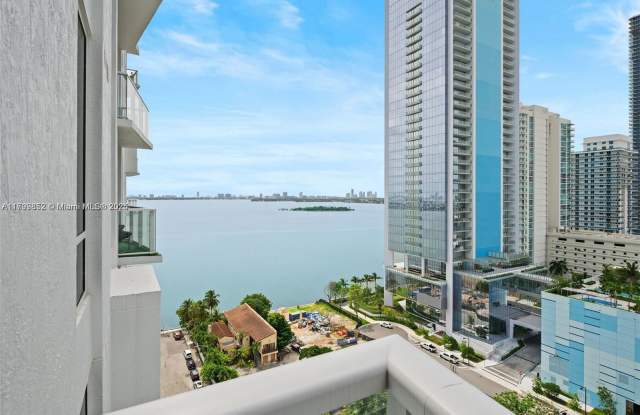 601 Northeast 27th Street photos photos