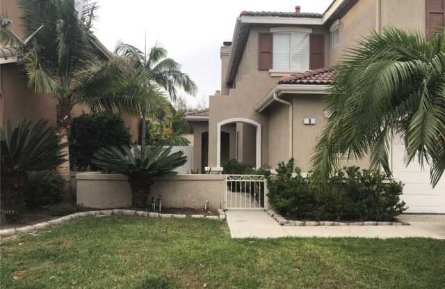 8 Kansas - 8 Kansas, Irvine, CA 92606