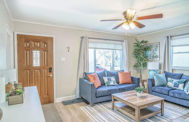 315 Avondale Avenue photos photos