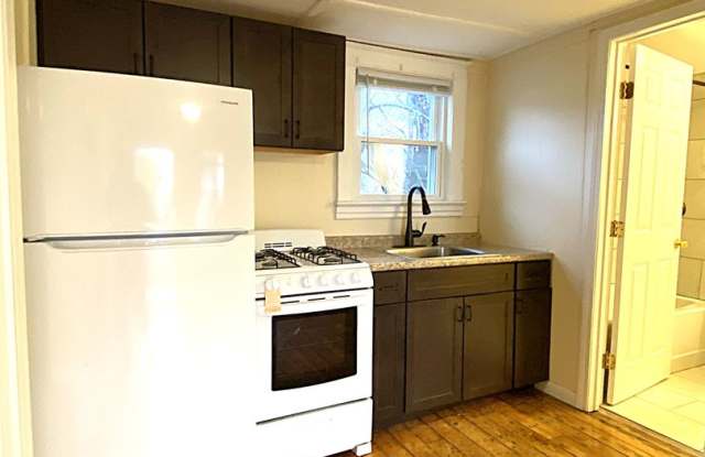 47 Willow St - 47 Willow Street, Burlington, VT 05401 47 Willow St - 47 Willow Street, Burlington, VT 05401