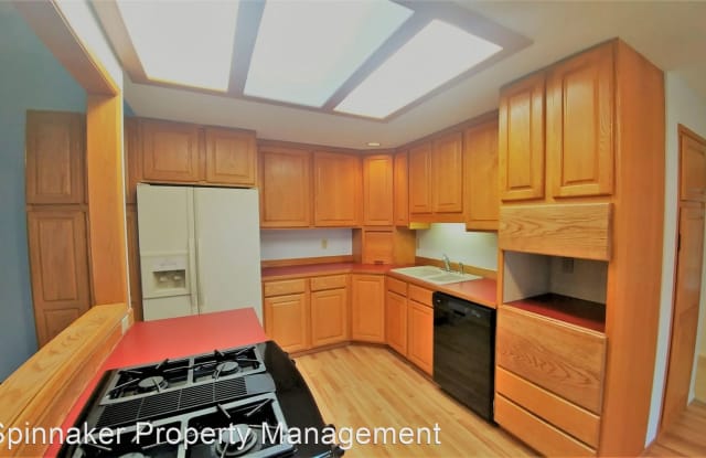 7808 78th Ave SW - 7808 78th Avenue Southwest, Lakewood, WA 98498