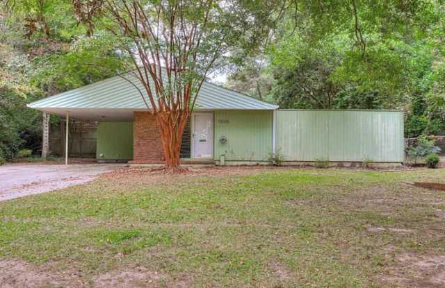 1026 Clark Rd SW photos photos