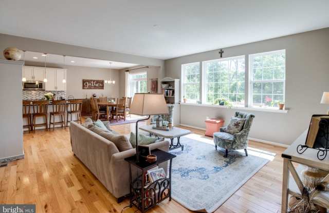 8317 OLD SONOMA PLACE Gallery 4