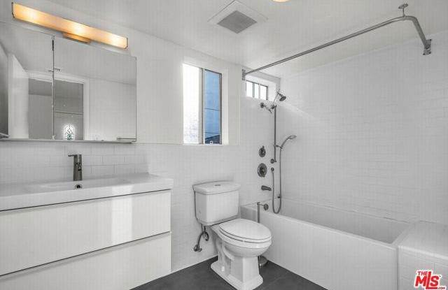466 South Venice Boulevard photos photos