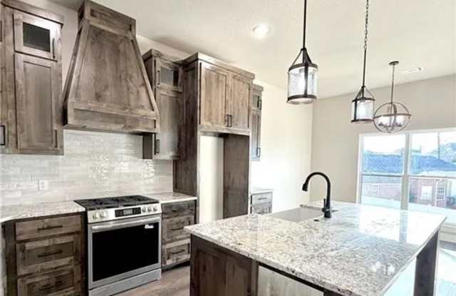 Brand new 4 bedroom home photos photos