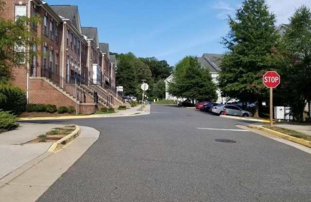 8234 GUNSTON COMMONS Way Gallery 2