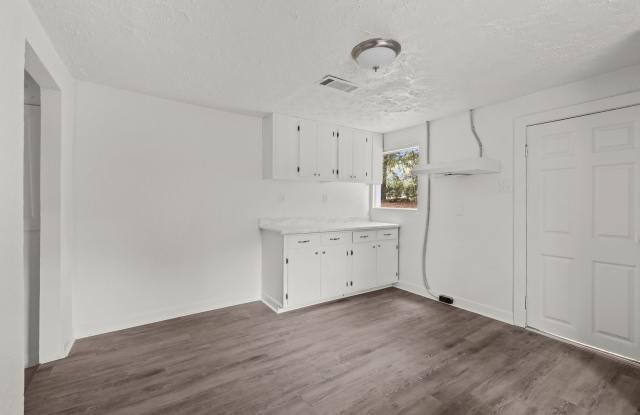 Move-in Special: Receive a $300 gas card with approved application and signed lease.-253 John Morris Ave Montgomery, AL Gallery 3