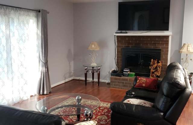 3764 PERSIMMON CIR Gallery 4