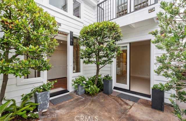 314 1/2 Larkspur Avenue Gallery 1