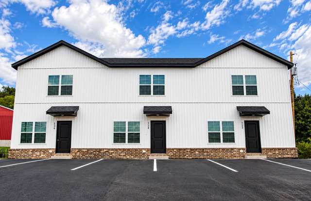 Newer 2 Bedroom 1.5 Bath home Gallery 3