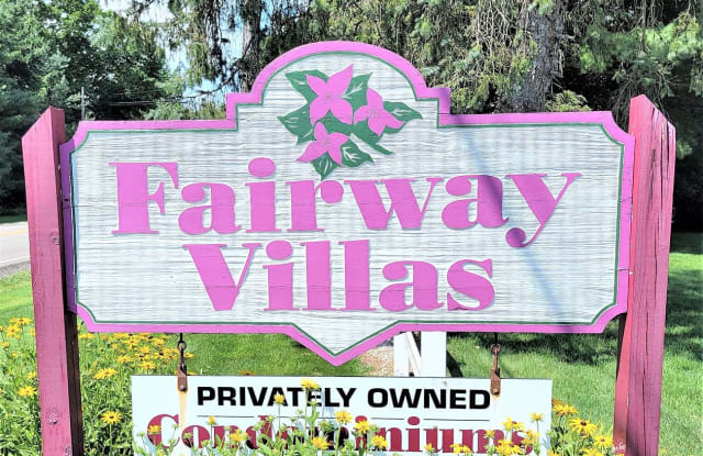 Fairway Villas - 2541 Royal County Downs Drive, Green, OH 44685
