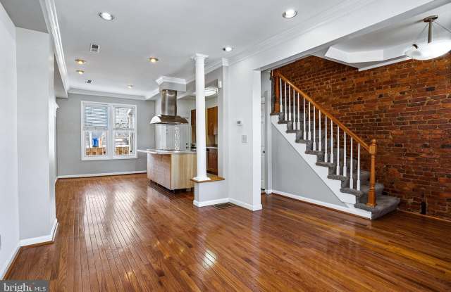 3028 PARK PLACE NW Gallery 2