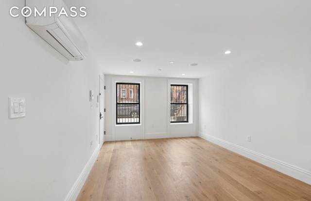 795 Quincy Street photos photos