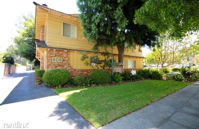 808 Santa Barbara St 6 - 808 Santa Barbara St, Pasadena, CA 91101