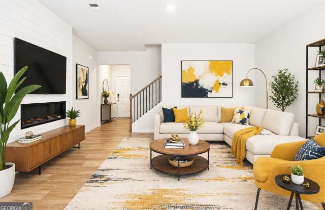 230 Point Place Drive Gallery 4