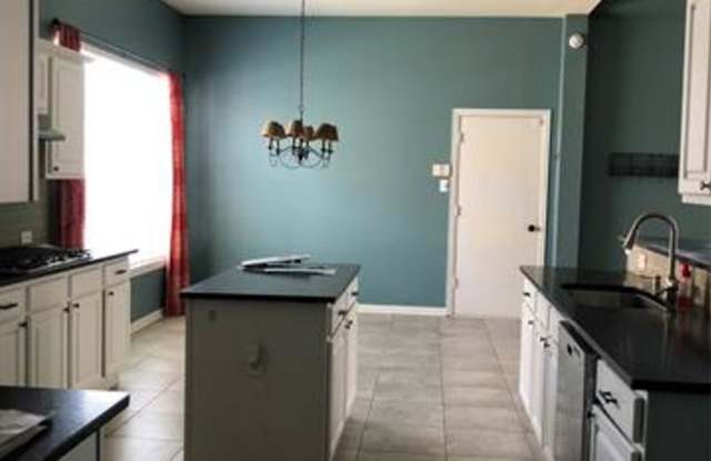 729 Yellowstone Drive Gallery 4
