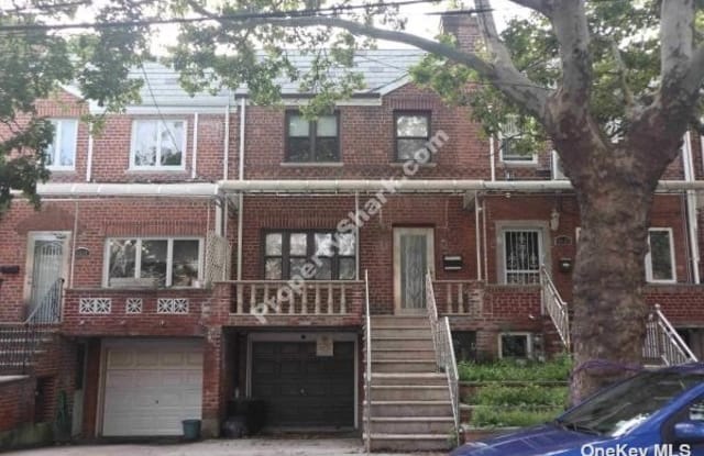 95-21 67 Avenue - 95-21 67 Ave, Queens, NY 11374
