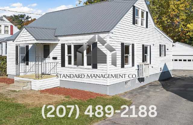 Spacious 4-Bedroom Home with Garage  Modern Heating for Rent in Waterville - 15 Elmhurst Street, Waterville, ME 04901
