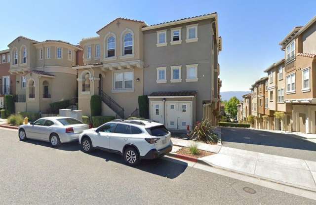 San Jose Communication Hills Luxurious 2 bed / 2 bath, Minutes from Downtown - 540 Altino Boulevard, San Jose, CA 95136