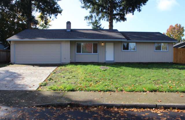 4 Bed 2 Bath Hillsboro Ranch - 381 Southeast 39th Avenue, Hillsboro, OR 97123