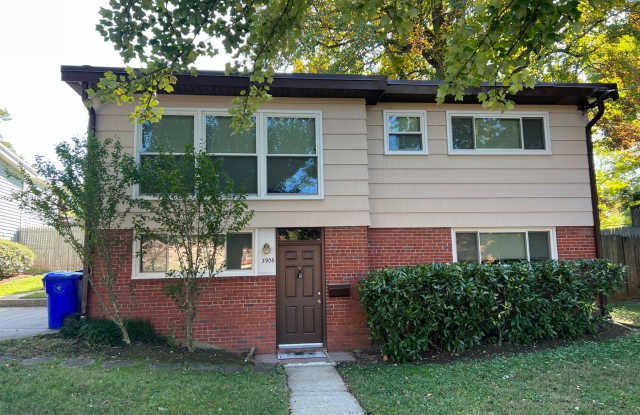 Spacious Home , Great Location photos photos