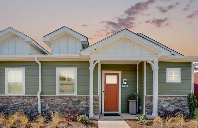 Yardly City Park photos photos