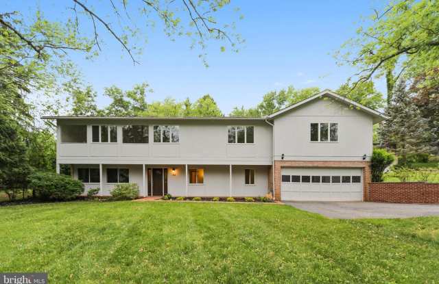 9816 BETTEKER LN - 9816 Betteker Lane, Travilah, MD 20854