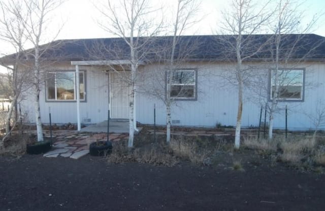 10472 Cross Road - 10472 Cross Road, Doney Park, AZ 86004