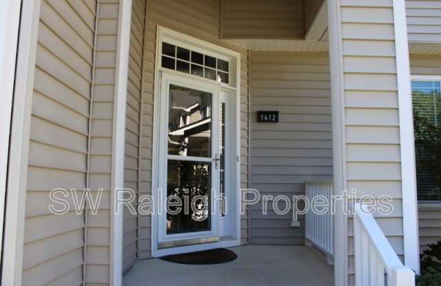 1412 Willow Leaf Way Gallery 2