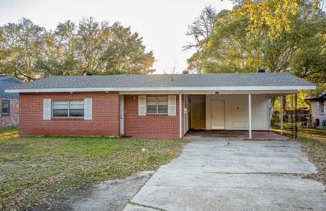 3 Bed 2 Bath home in Pascagoula near the beach. photos photos