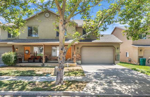 Spacious 4-Bedroom Home Near Hill Air Force Base photos photos