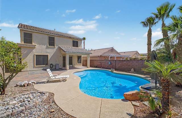 10547 Lilac Tree Avenue Gallery 1