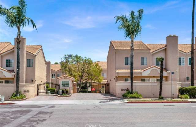 5200 White Oak Avenue photos photos