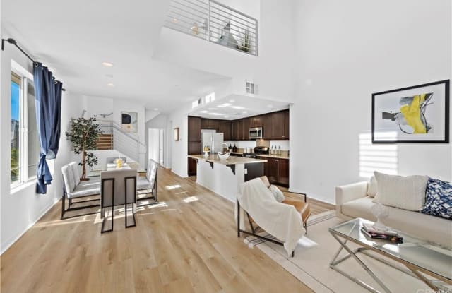 39 Waldorf - 39 Waldorf, Irvine, CA 92612