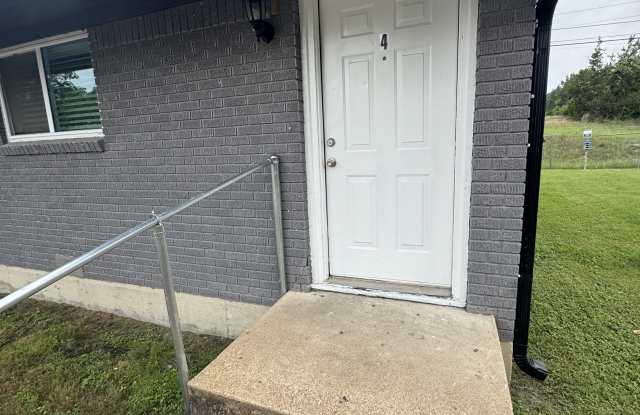 2810 Cedar Circle - 4 Gallery 2