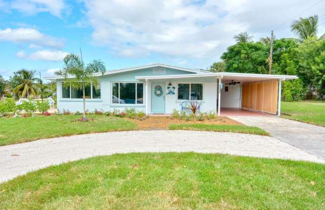 1315 NE Flora Place Gallery 2