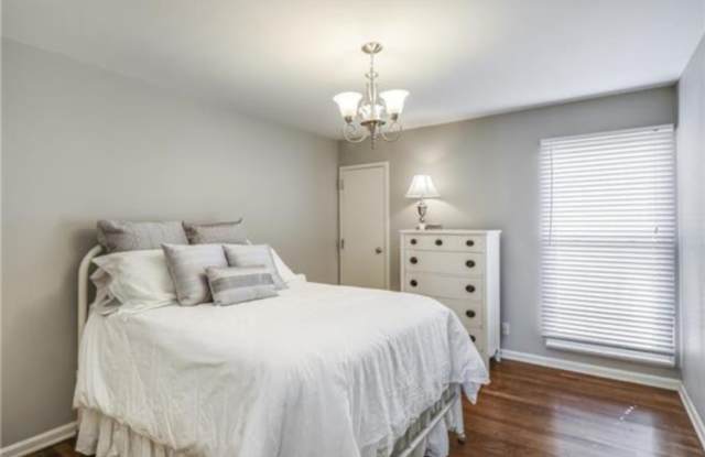 4426 Jarboe Street photos photos