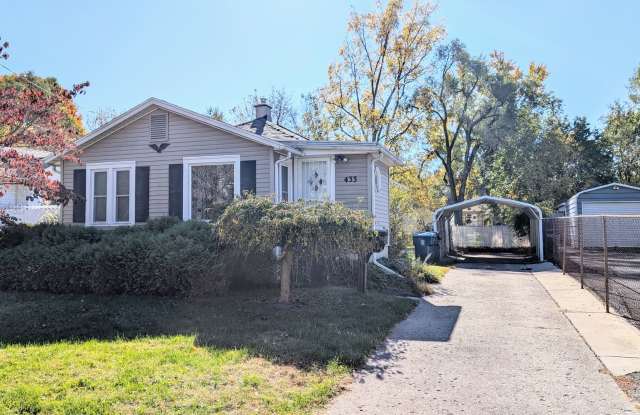 Three Bedroom Home in Kalamazoo - 433 Pierce Avenue, Kalamazoo, MI 49001