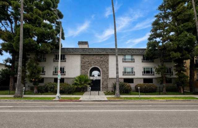 1 Bed / 1 Bath at 445 Washington photos photos