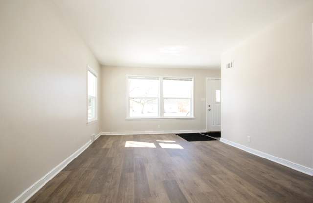 8447 Stevens Avenue Gallery 2
